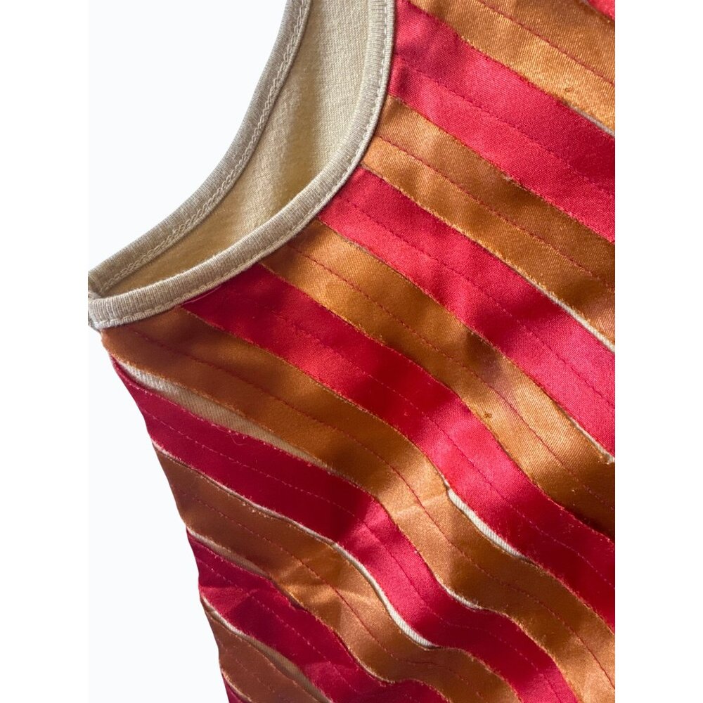 Tantrums Collection Medium Sleeveless V-Neck Top With Striped Design‎ & Flower - Picture 4 of 8